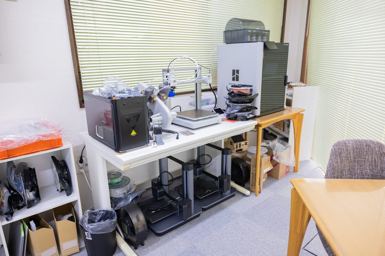 3Dプリンタのある作業スペース