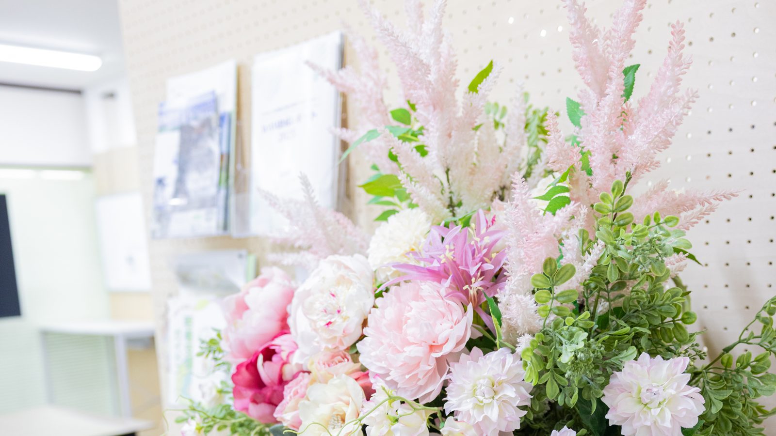 受付に飾られた花