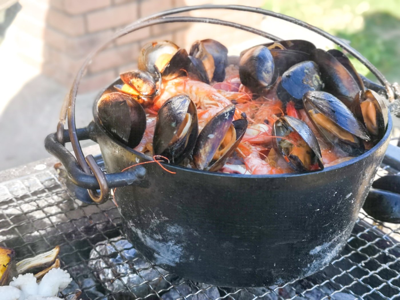 バーベキューで作った鍋料理